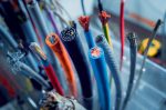 Cables eléctricos: tipos, características, usos y más