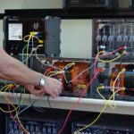 Circuitos Eléctricos Trifásicos – Fases, cálculos y ejercicios resueltos