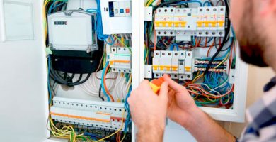 Cálculo de instalaciones eléctricas: Guía práctica Cálculo de instalaciones eléctricas: Guía práctica